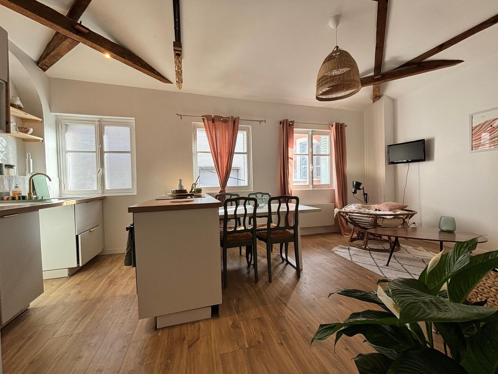 
                                                Location
                                                 Colocation Charmant T3 neuf au coeur de Dax