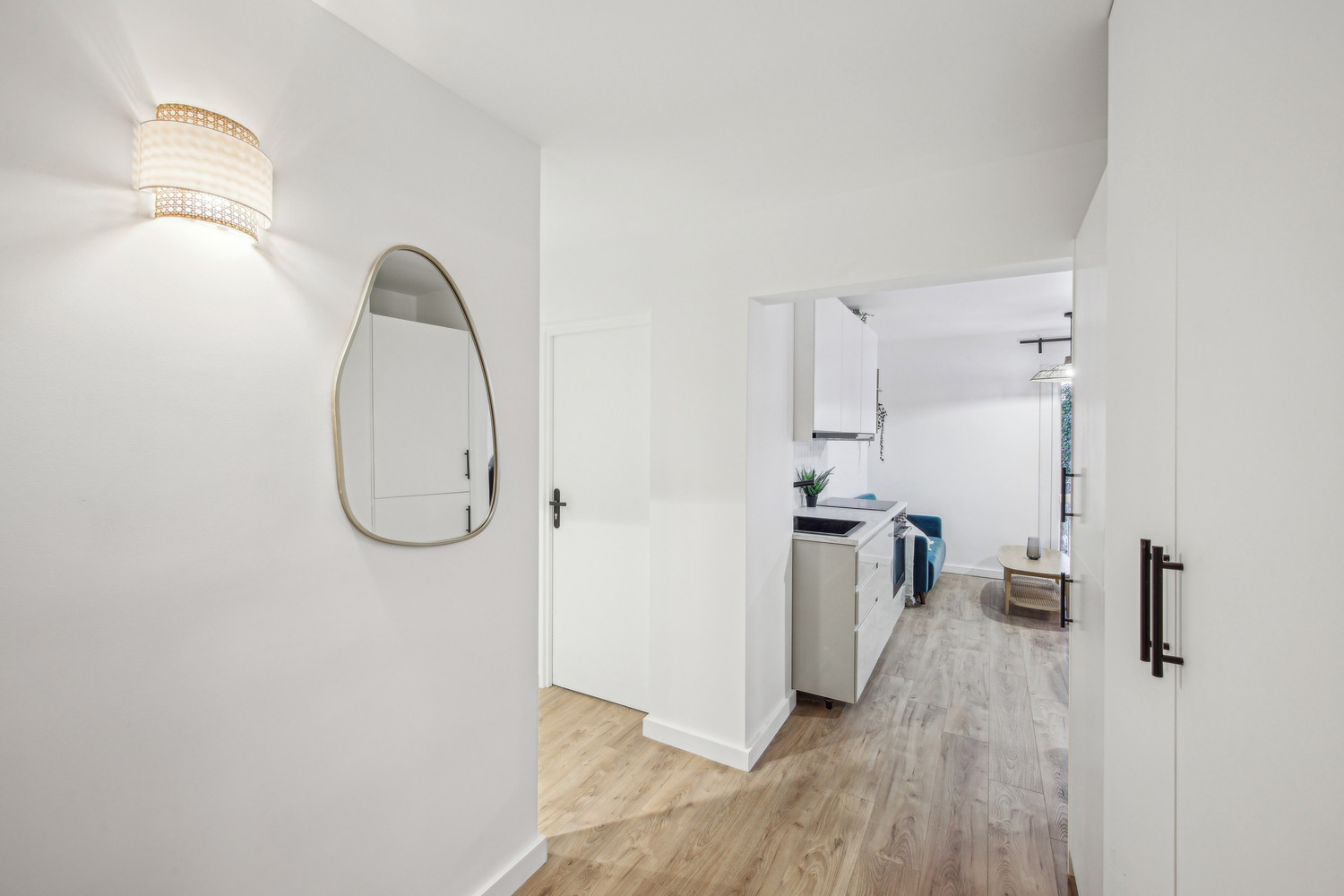 
                                                Colocation
                                                 Colocation confortable de 4 chambres