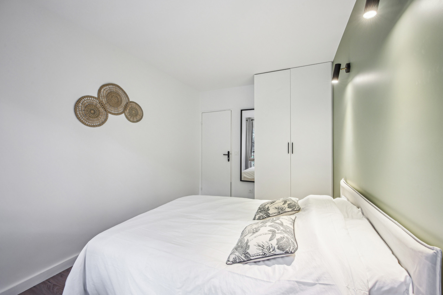 
                                                Colocation
                                                 Colocation confortable de 4 chambres