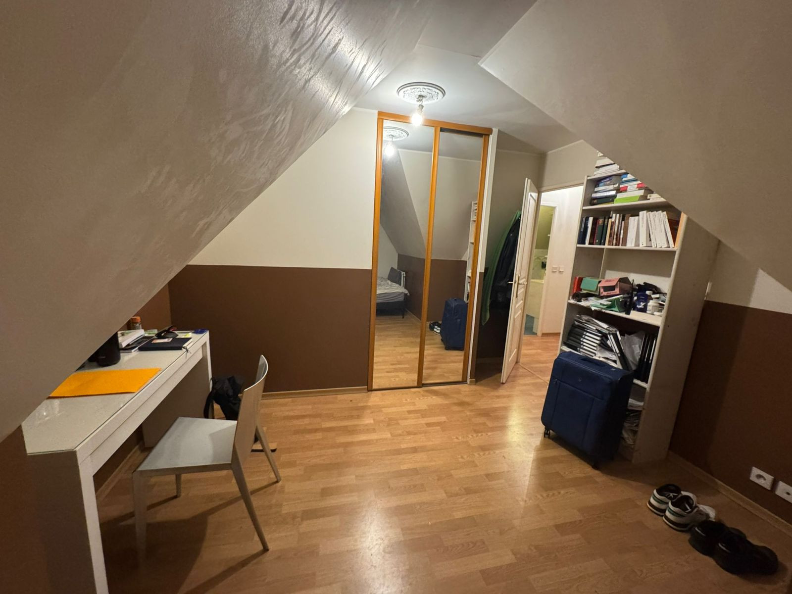 
                                                Colocation
                                                 Colocation dans maison Villejuif 1/01/2026