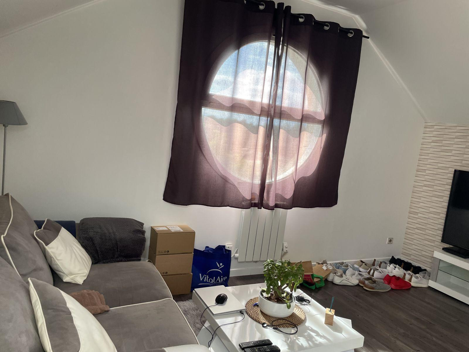 
                                                Colocation
                                                 Colocation dans un duplex sans vis à vis à Cergy