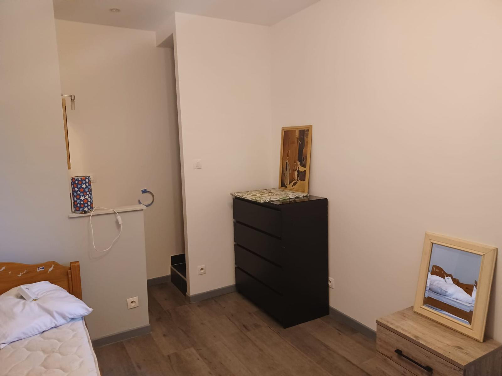 
                                                Colocation
                                                 Colocation dans un secteur calme proche de Lille