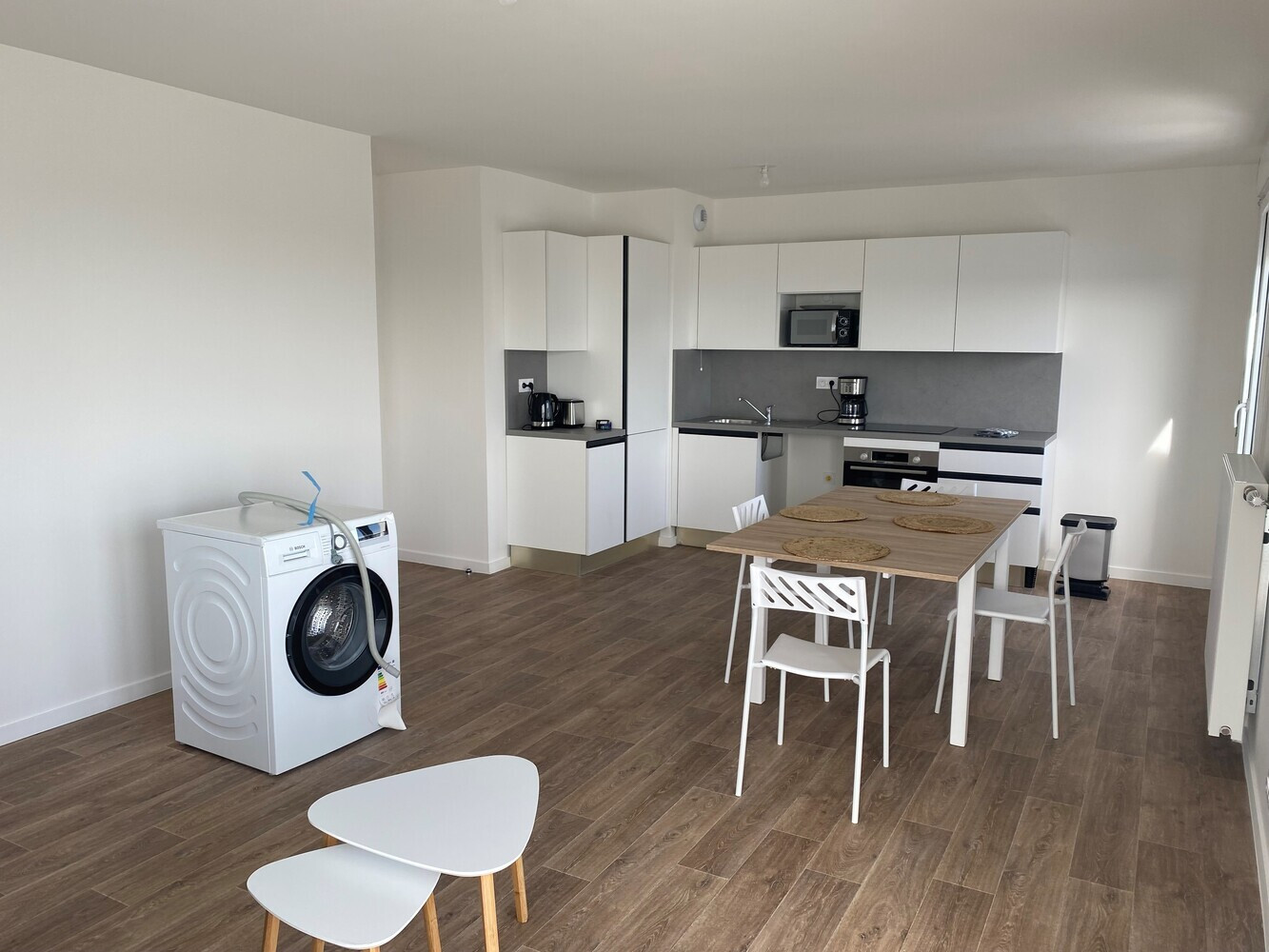 
                                                Colocation
                                                 Colocation dans un T5 - Balcon – La Courneuve