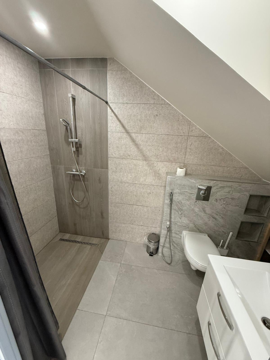 
                                                Colocation
                                                 Colocation dans villa neuve et moderne