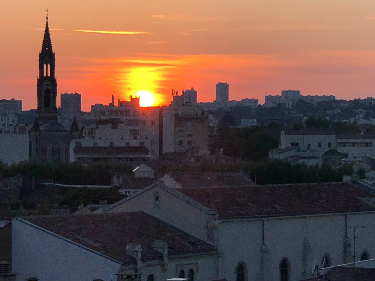 
                                                Location
                                                 Colocation de 3 Chambres  à Nîmes Centre Ville