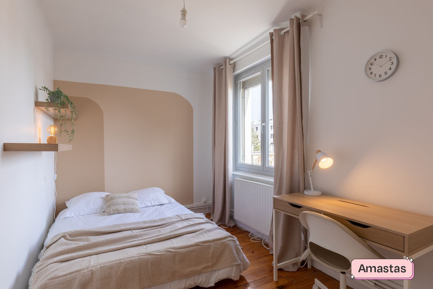 
                                                Colocation
                                                 COLOCATION DE 3 CHAMBRES SUR LYON 8 - 469319