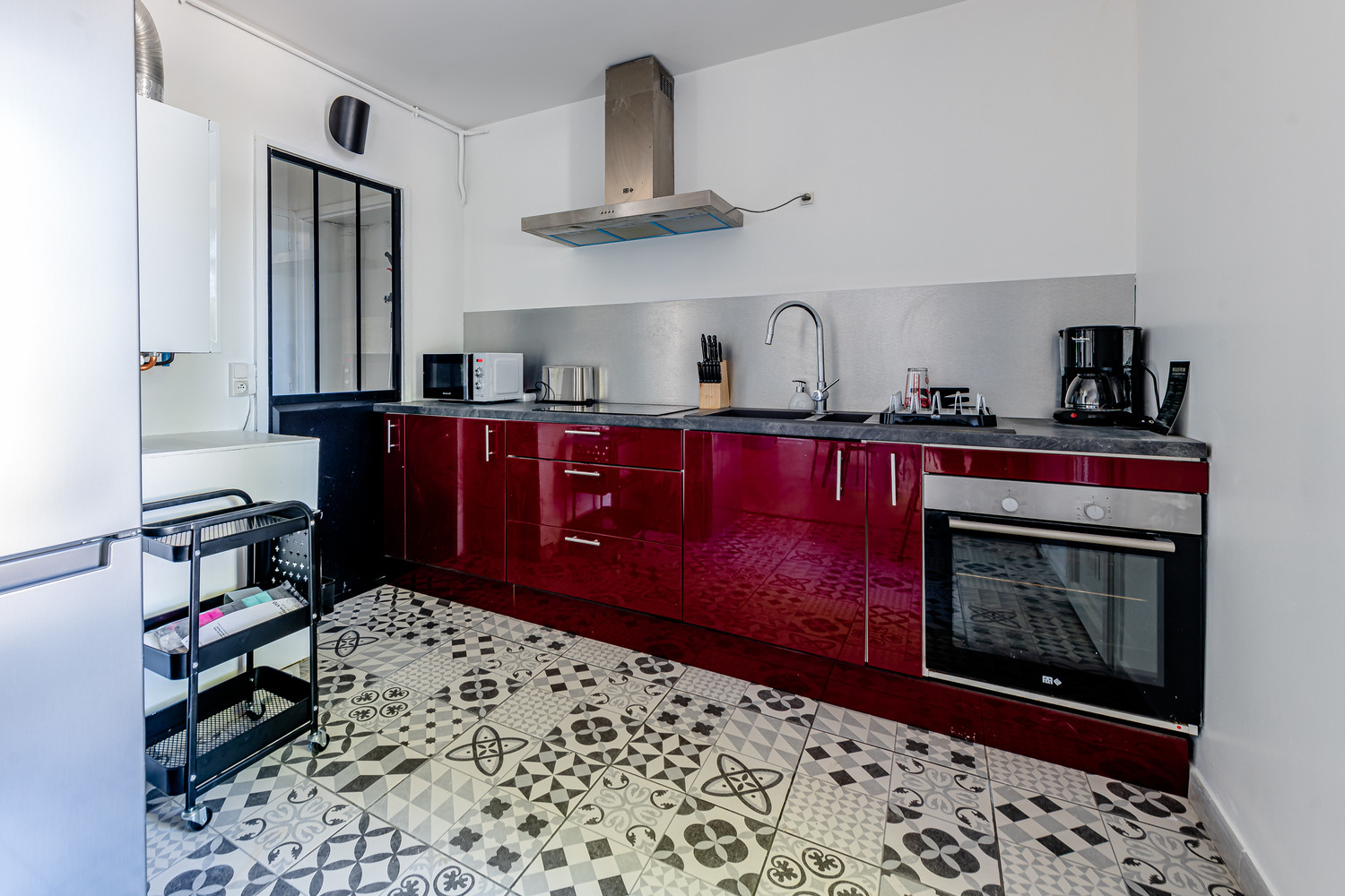 
                                                Location
                                                 Colocation de 3 personnes Caudéran