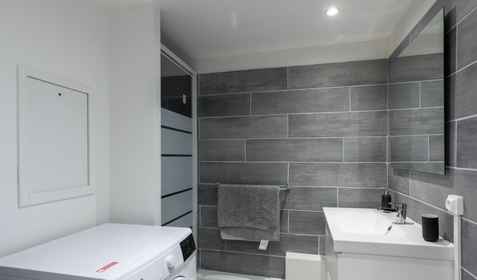
                                                Colocation
                                                 Colocation de 3 personnes - Lyon 7