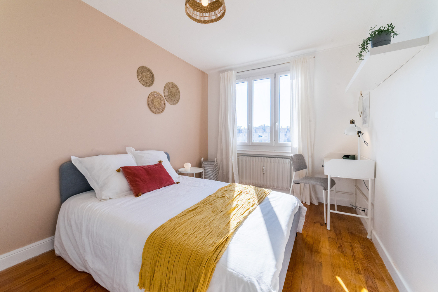 
                                                Colocation
                                                 Colocation de 3 personnes - Lyon 8
