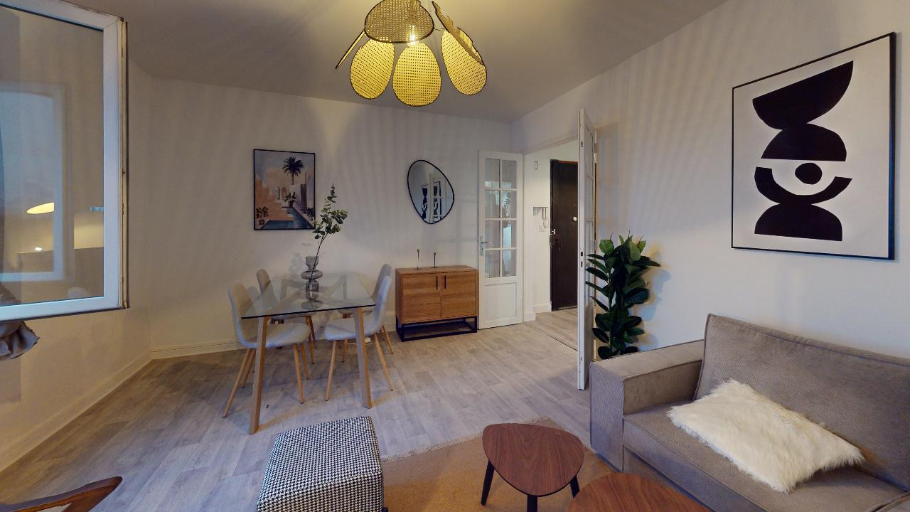 
                                                Colocation
                                                 Colocation de 4 chambres dans un appartement entièrement meublé et rénové à Vénissieux