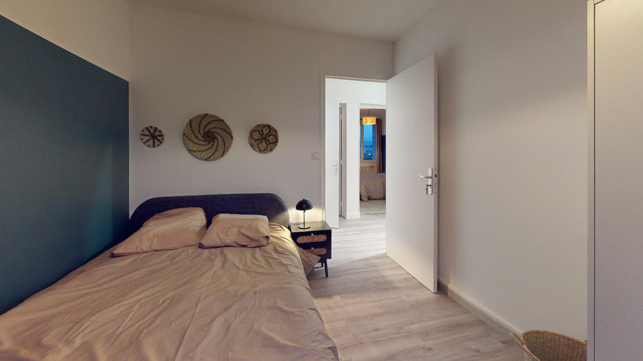 
                                                Colocation
                                                 Colocation de 4 chambres dans un appartement entièrement meublé et rénové à Vénissieux