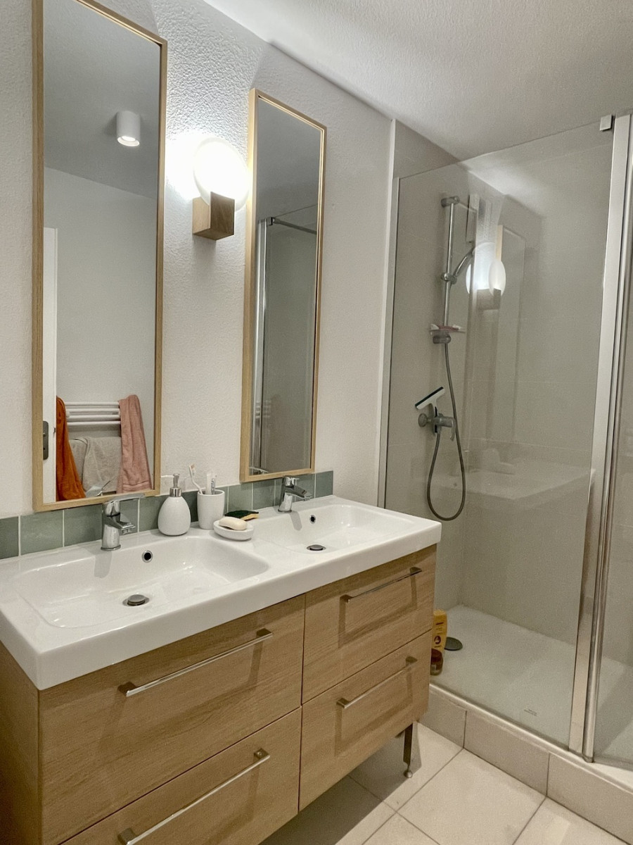 
                                                Colocation
                                                 Colocation de 4 personnes Bordeaux
