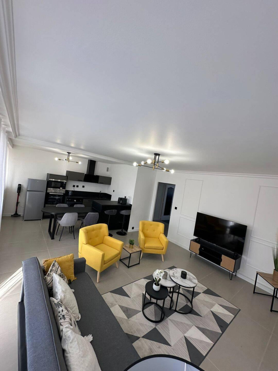 
                                                Colocation
                                                 COLOCATION DE LUXE – 61 m² – 2 CHAMBRES