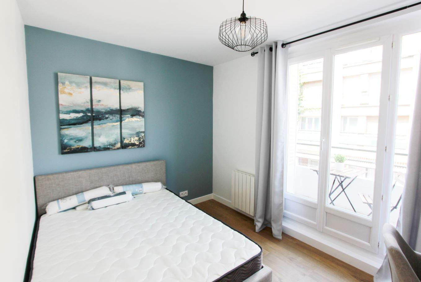 
                                                Colocation
                                                 Colocation de standing - Chambre avec Balcon 🌟