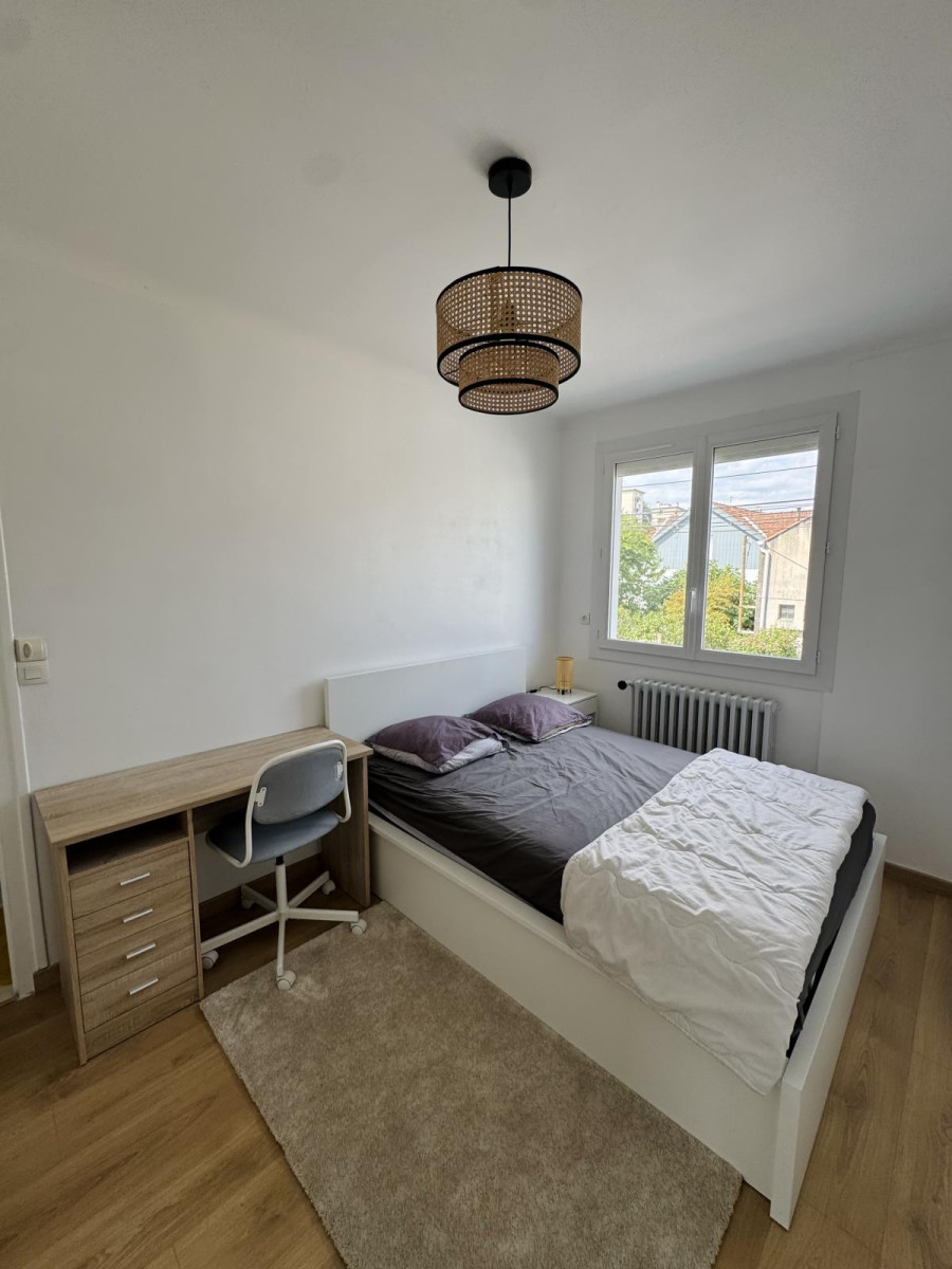 
                                                Colocation
                                                 Colocation d'une chambre dans une maison de 75M2