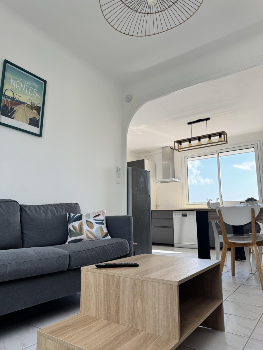 
                                                Colocation
                                                 Colocation d'une chambre dans une maison de 75M2