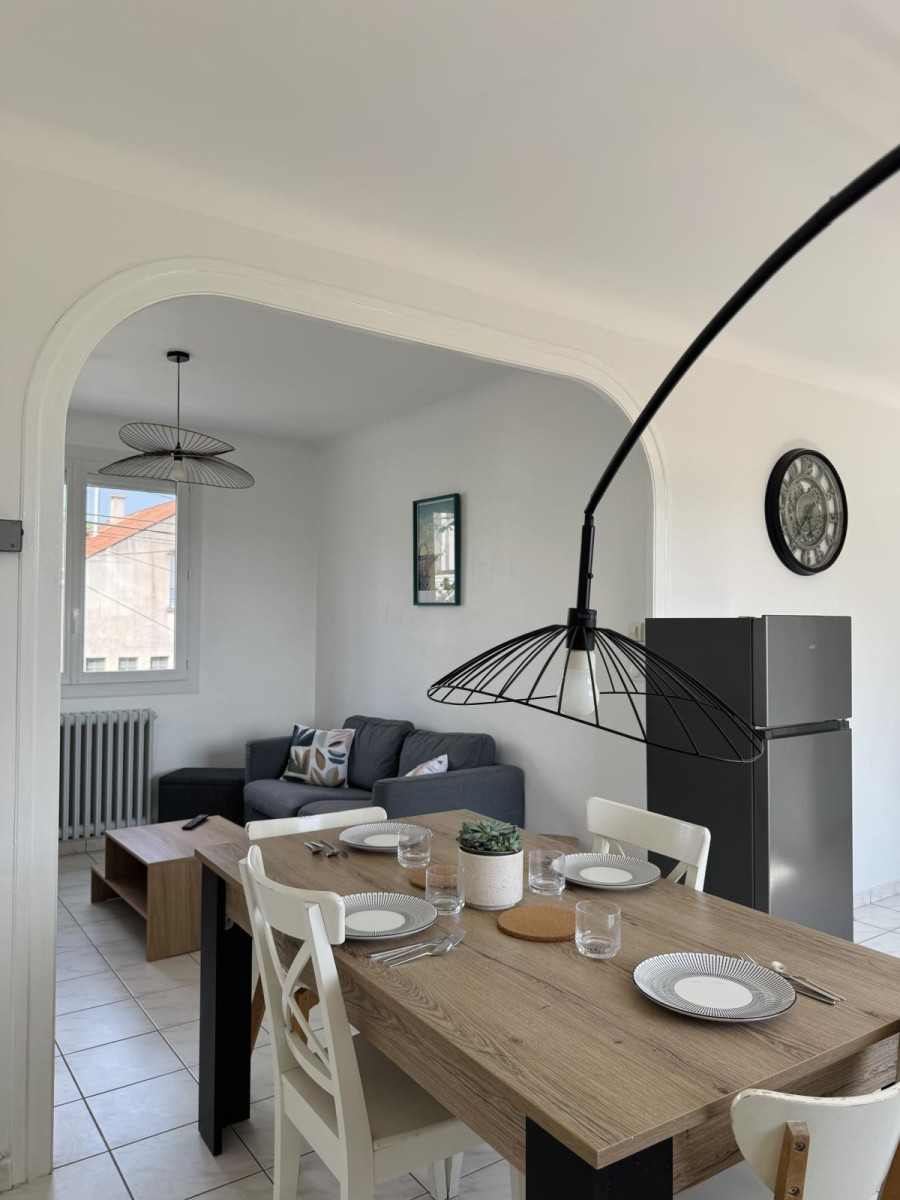 
                                                Colocation
                                                 Colocation d'une chambre dans une maison de 75M2