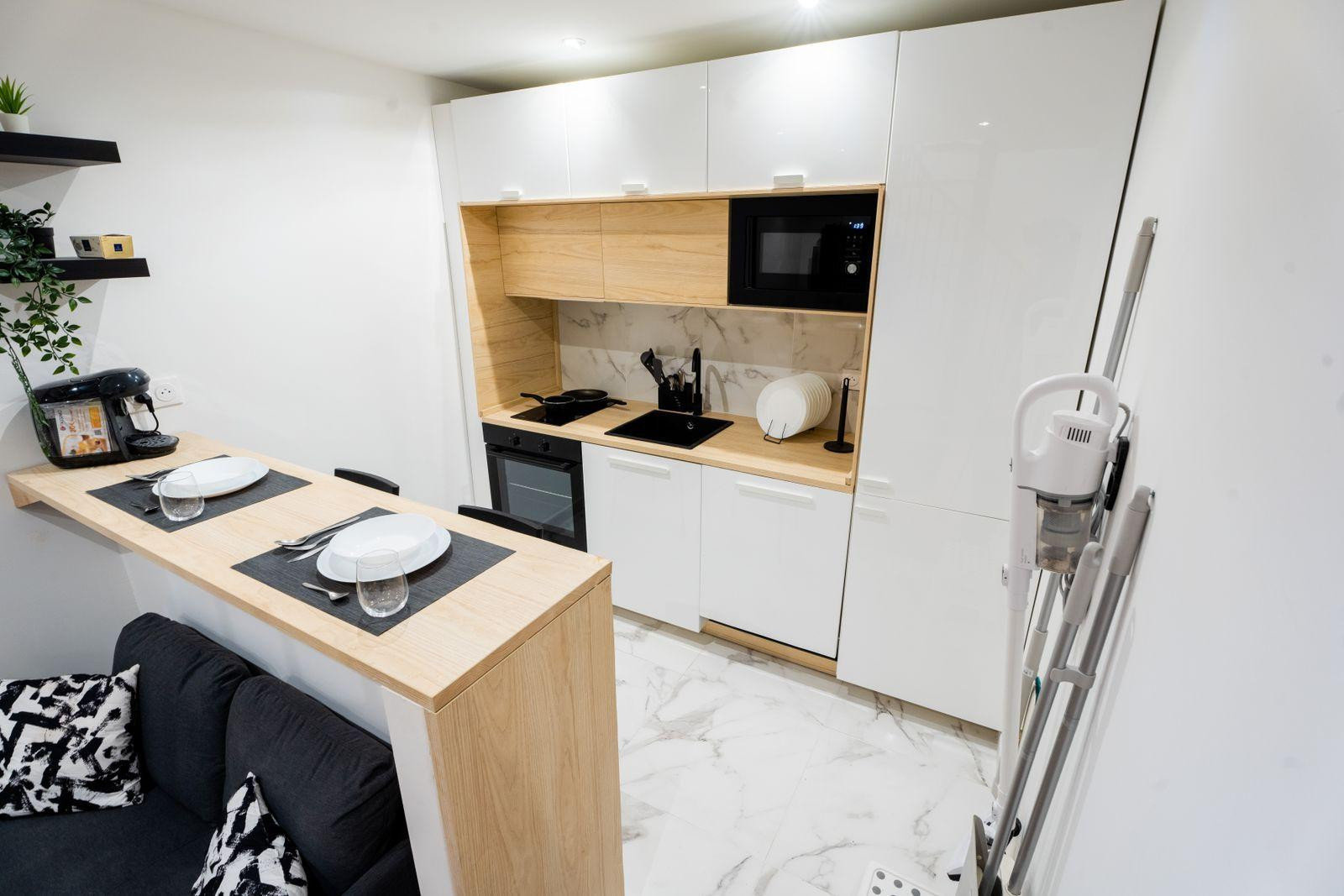 
                                                Colocation
                                                 Colocation Duplex Evry