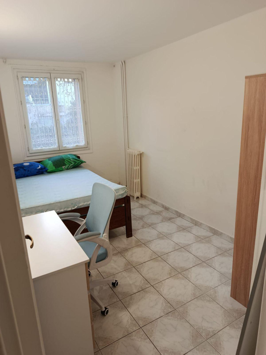 
                                                Colocation
                                                 Colocation étudiant