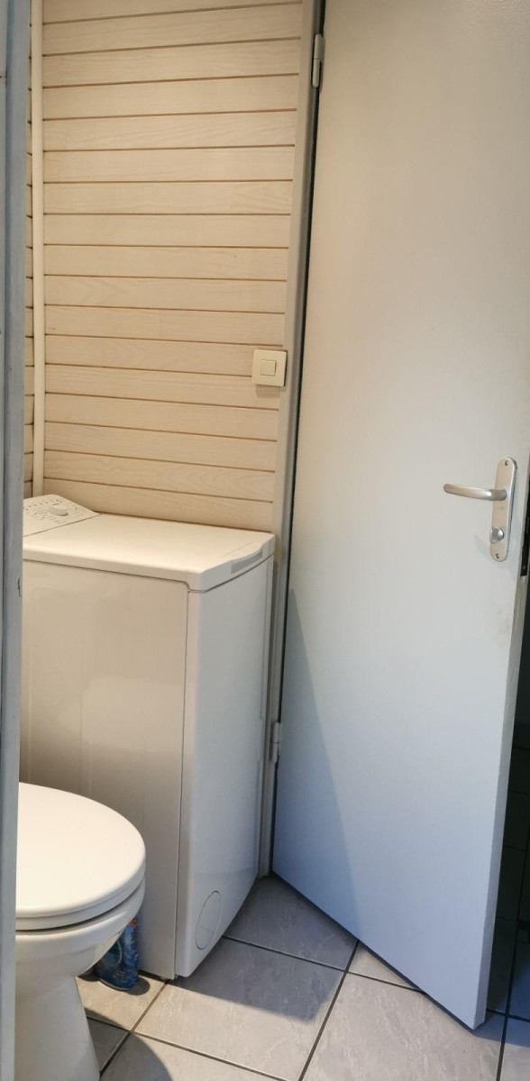 
                                                Location
                                                 COLOCATION ETUDIANTS à PESSAC -T3