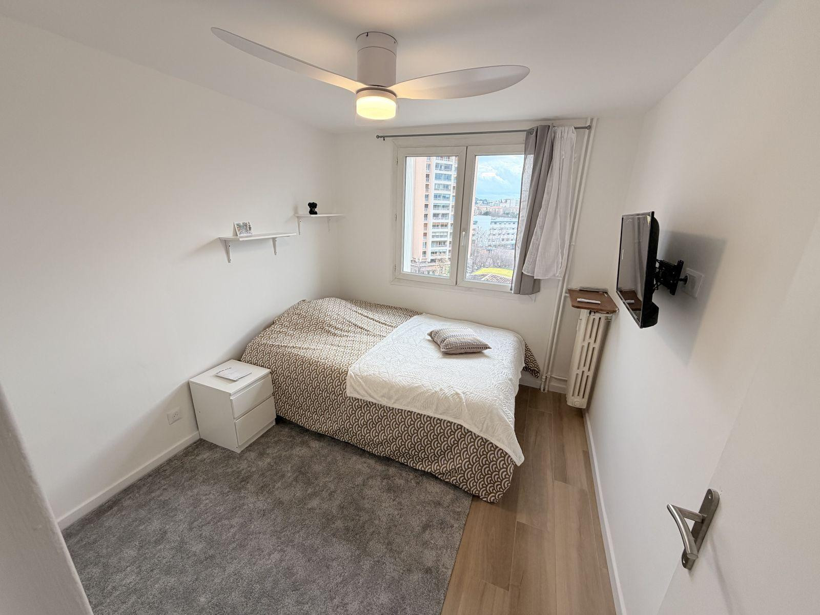 
                                                Location
                                                 Colocation face au Stade Mayol