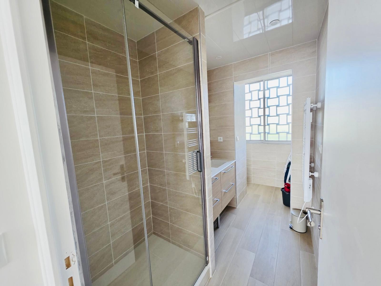 
                                                Colocation
                                                 COLOCATION HAUT DE GAMME – 5 M RER A BRY-SUR-MARNE