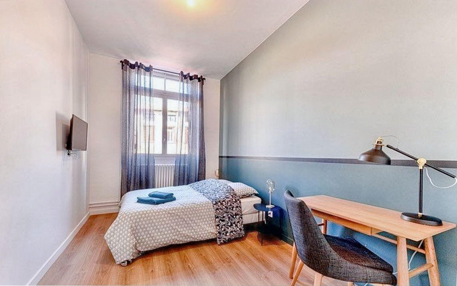 
                                                Colocation
                                                 Colocation haut de gamme au coeur de Saint-Étienne