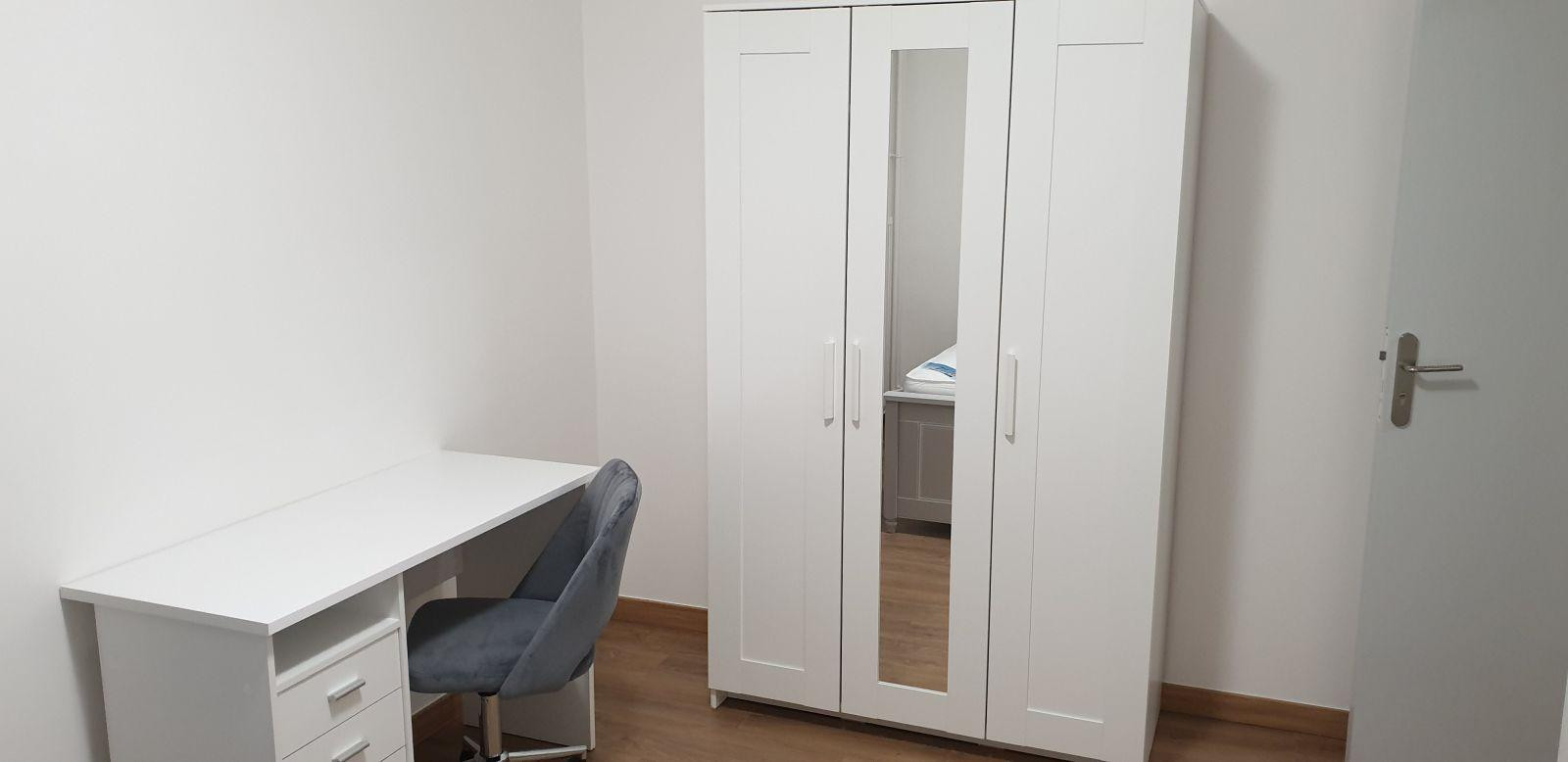 
                                                Location
                                                 Colocation haut standing - 4 chambres (2 libres)