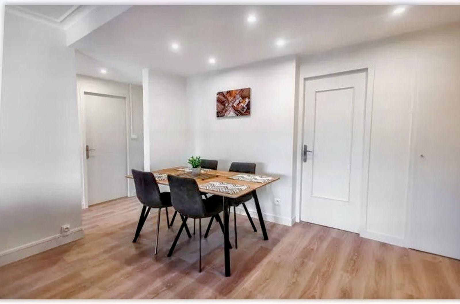 
                                                Location
                                                 Colocation haut standing