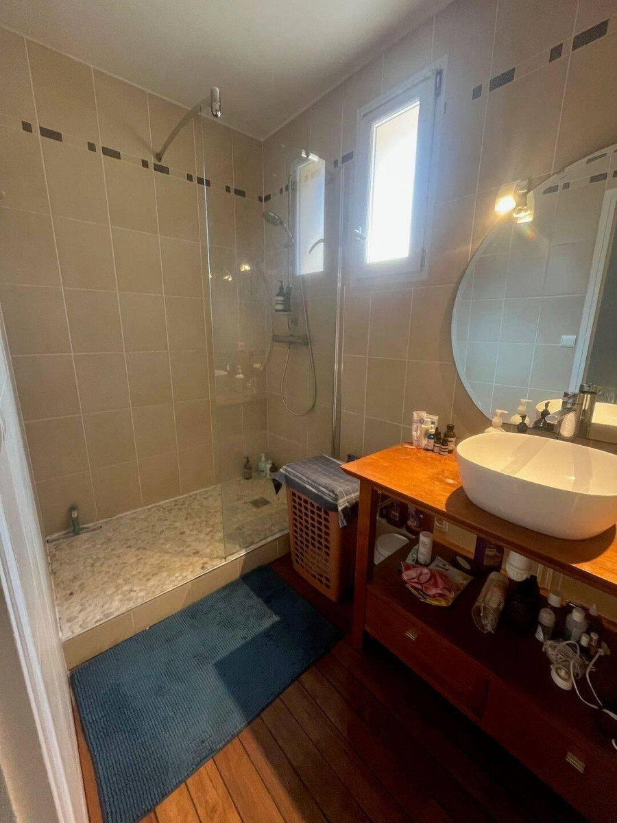 
                                                Colocation
                                                 Colocation Le Chesnay - Chambre Meublée 10m²