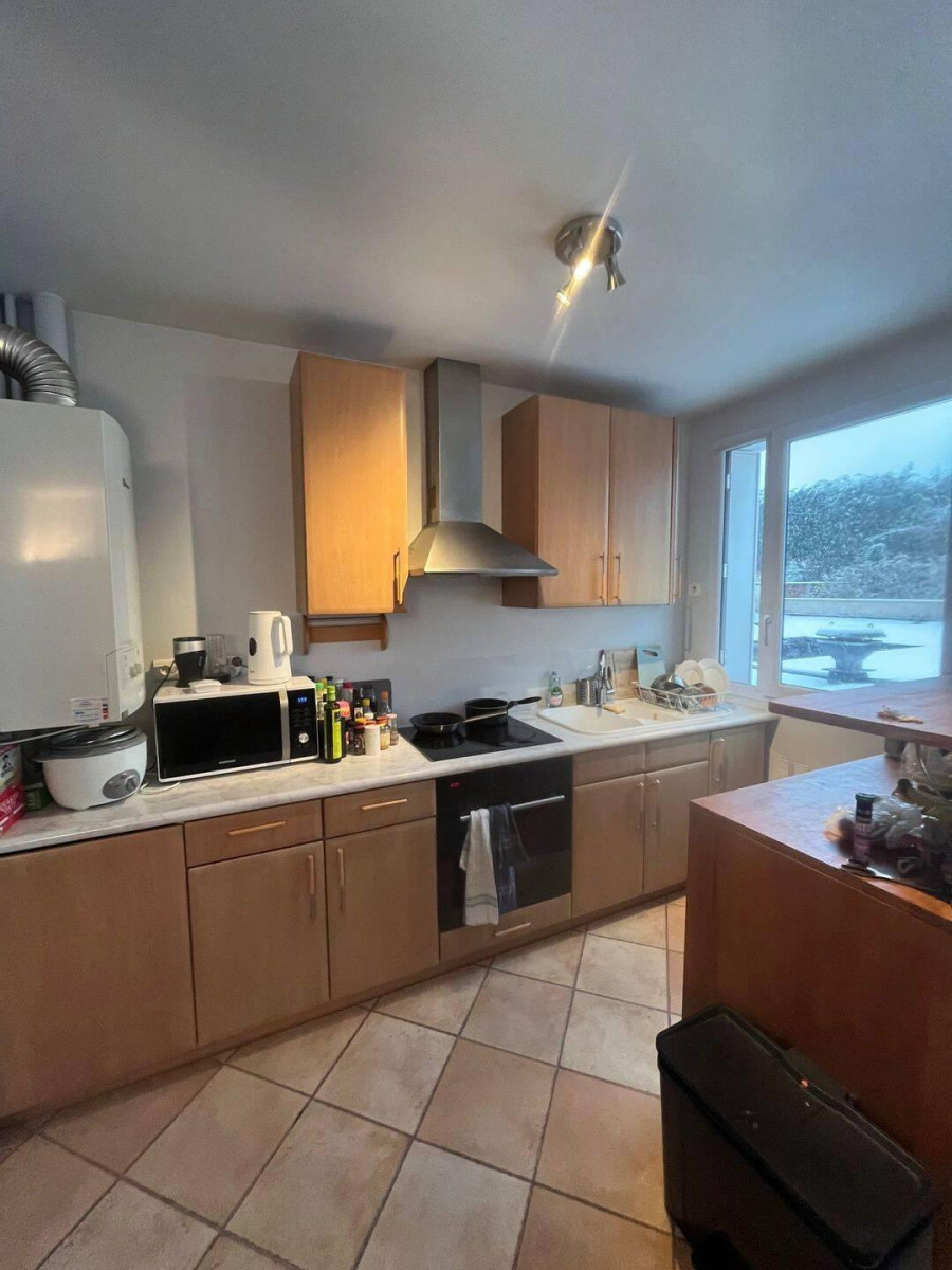 
                                                Colocation
                                                 Colocation Le Chesnay - Chambre Meublée 10m²