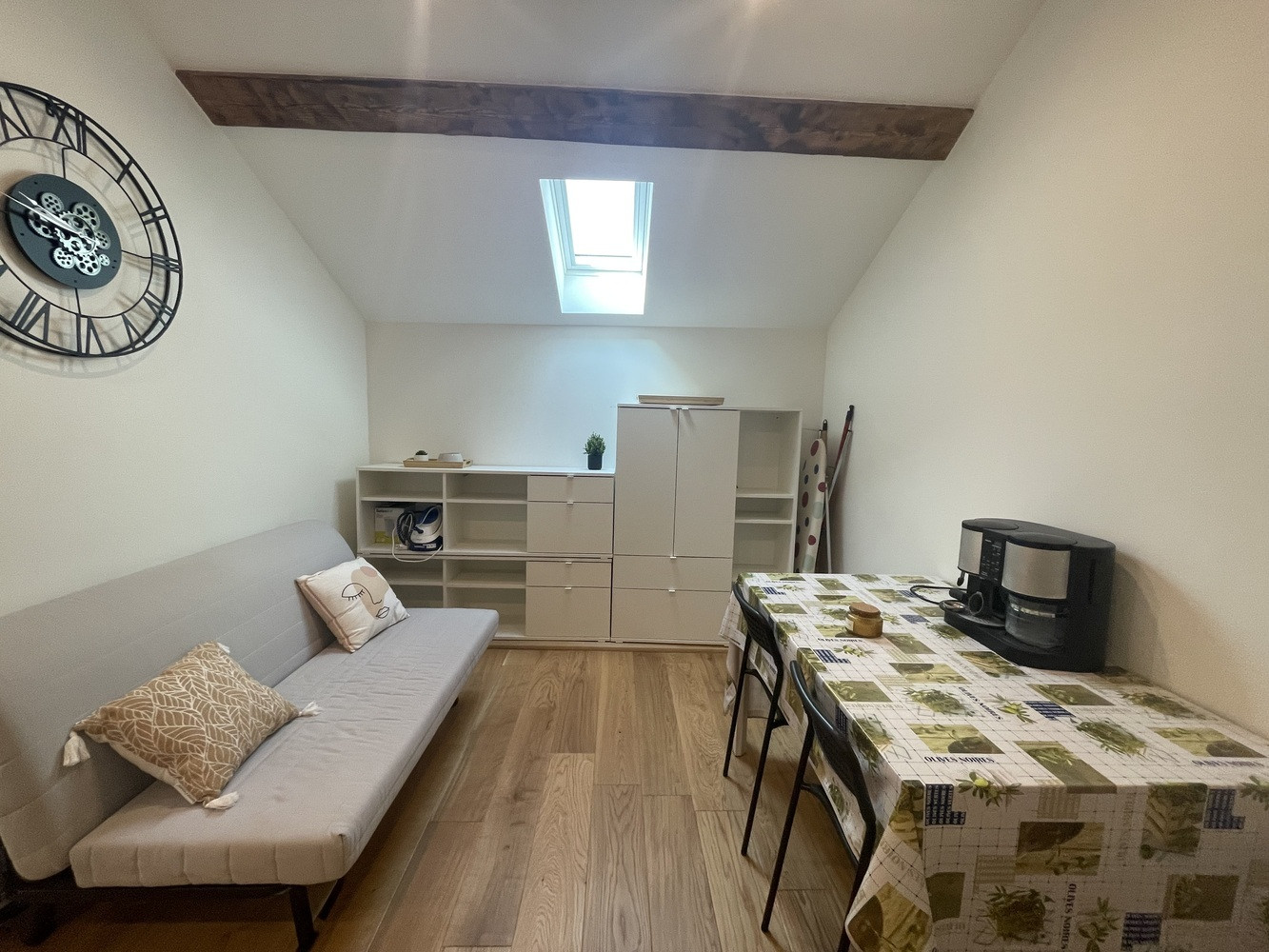 
                                                Colocation
                                                 Colocation Lyon : Charges offertes 1er mois