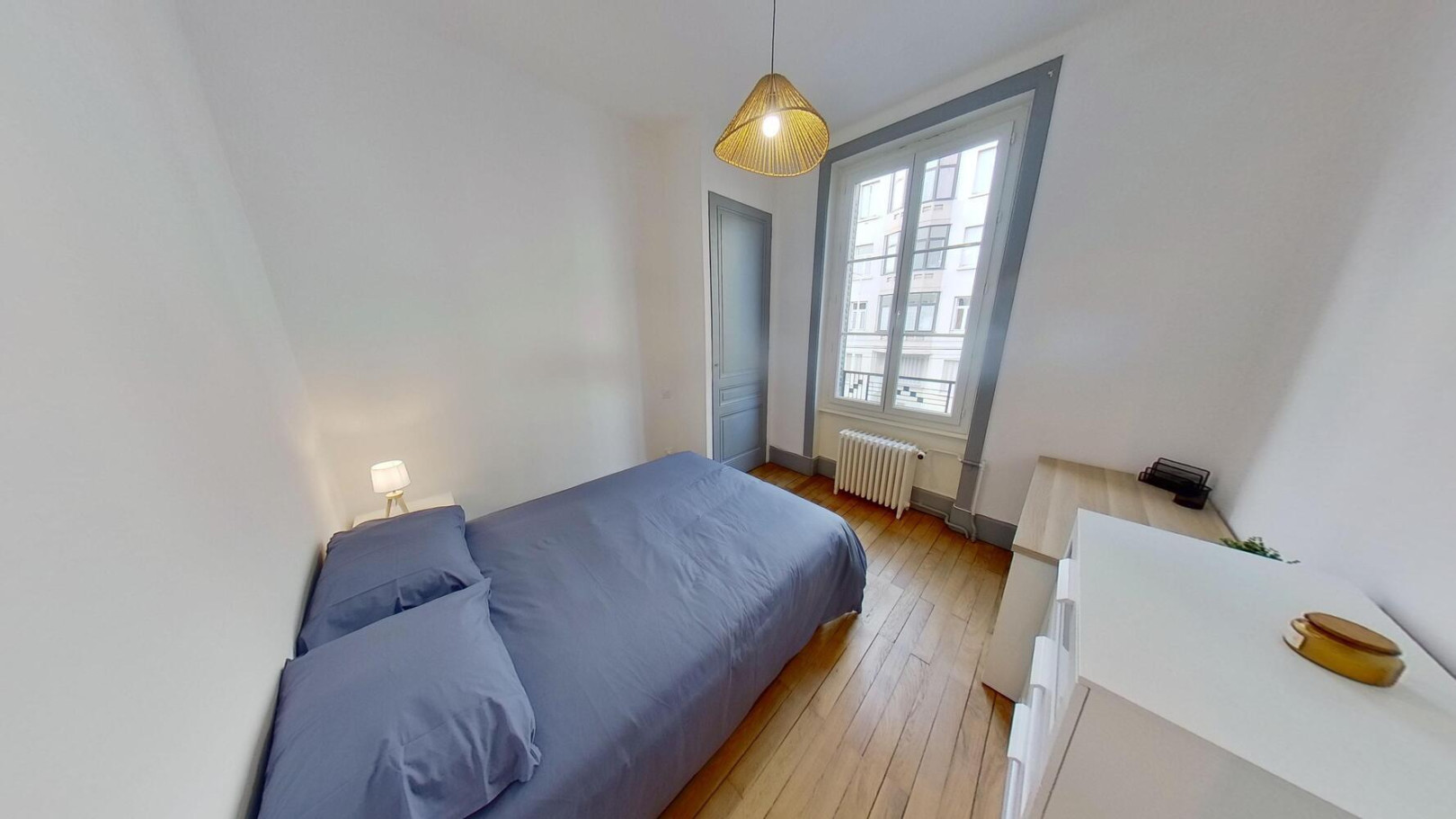 
                                                Colocation
                                                 Chambre en colocation maison meublé