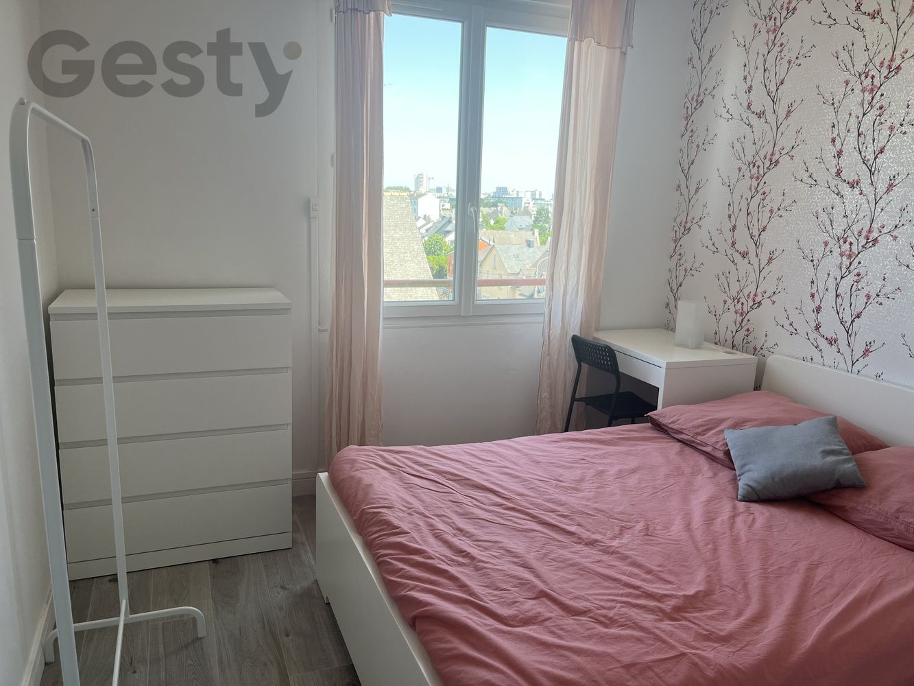 
                                                Colocation
                                                 Colocation métro Cleunay