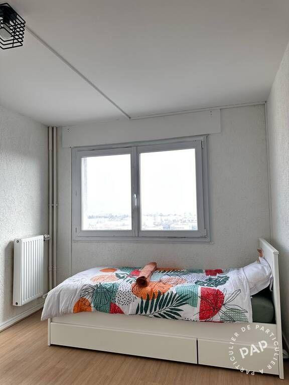 
                                                Colocation
                                                 Colocation meublée 100m² – 4 chambres disponibles