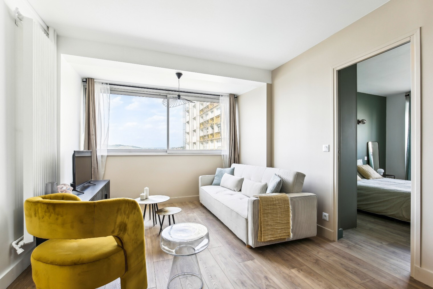 
                                                Colocation
                                                 Colocation meublée 5 chambres à colombes