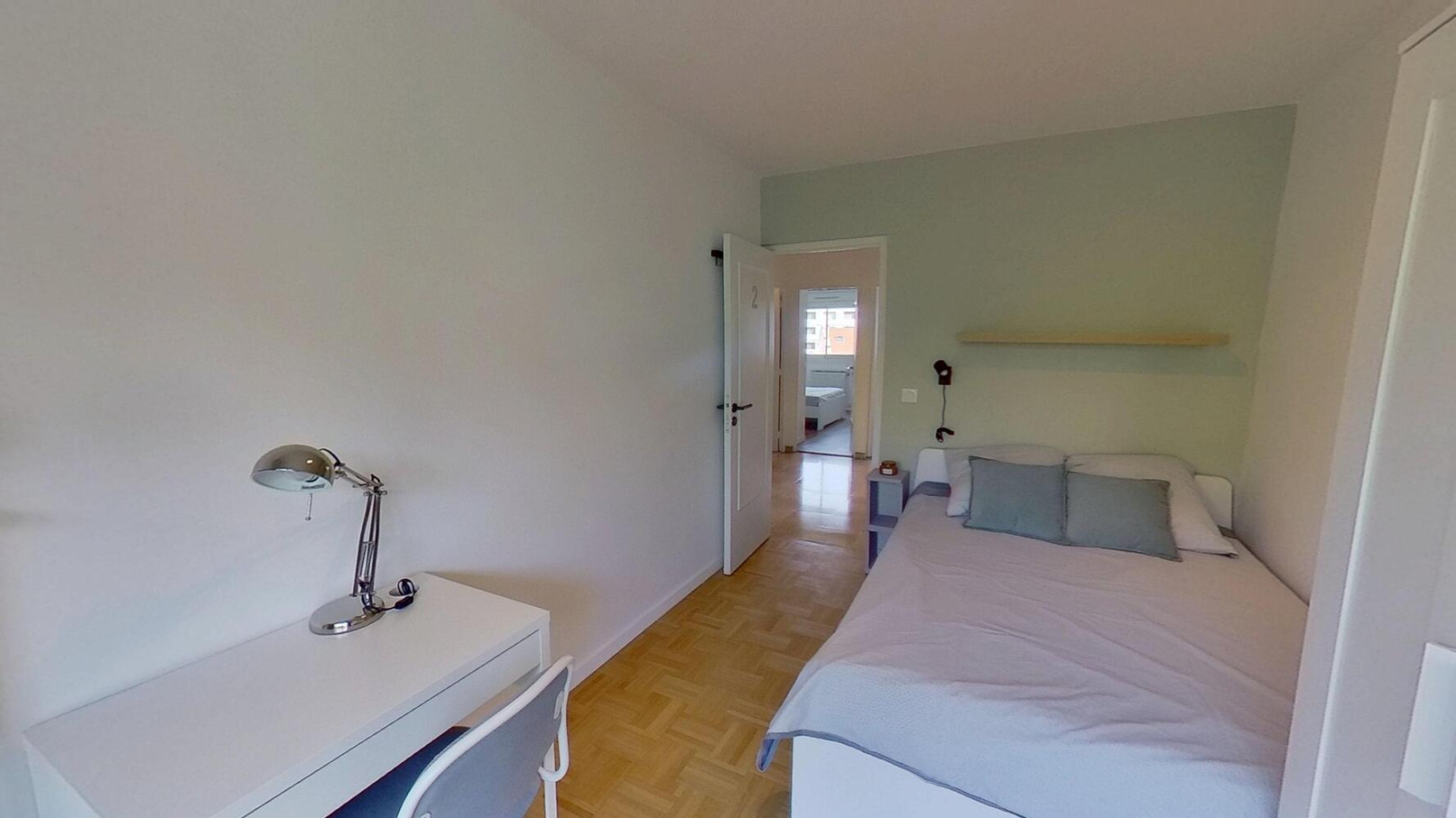 
                                                Colocation
                                                 Chambre en colocation appartement meublé