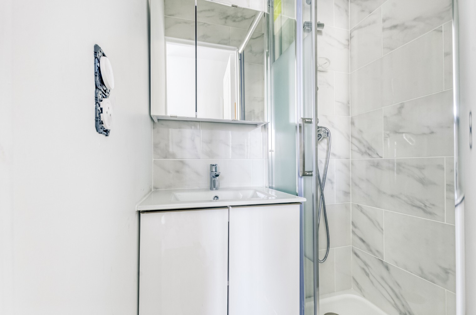 
                                                Colocation
                                                 Colocation meublée de 3 chambres