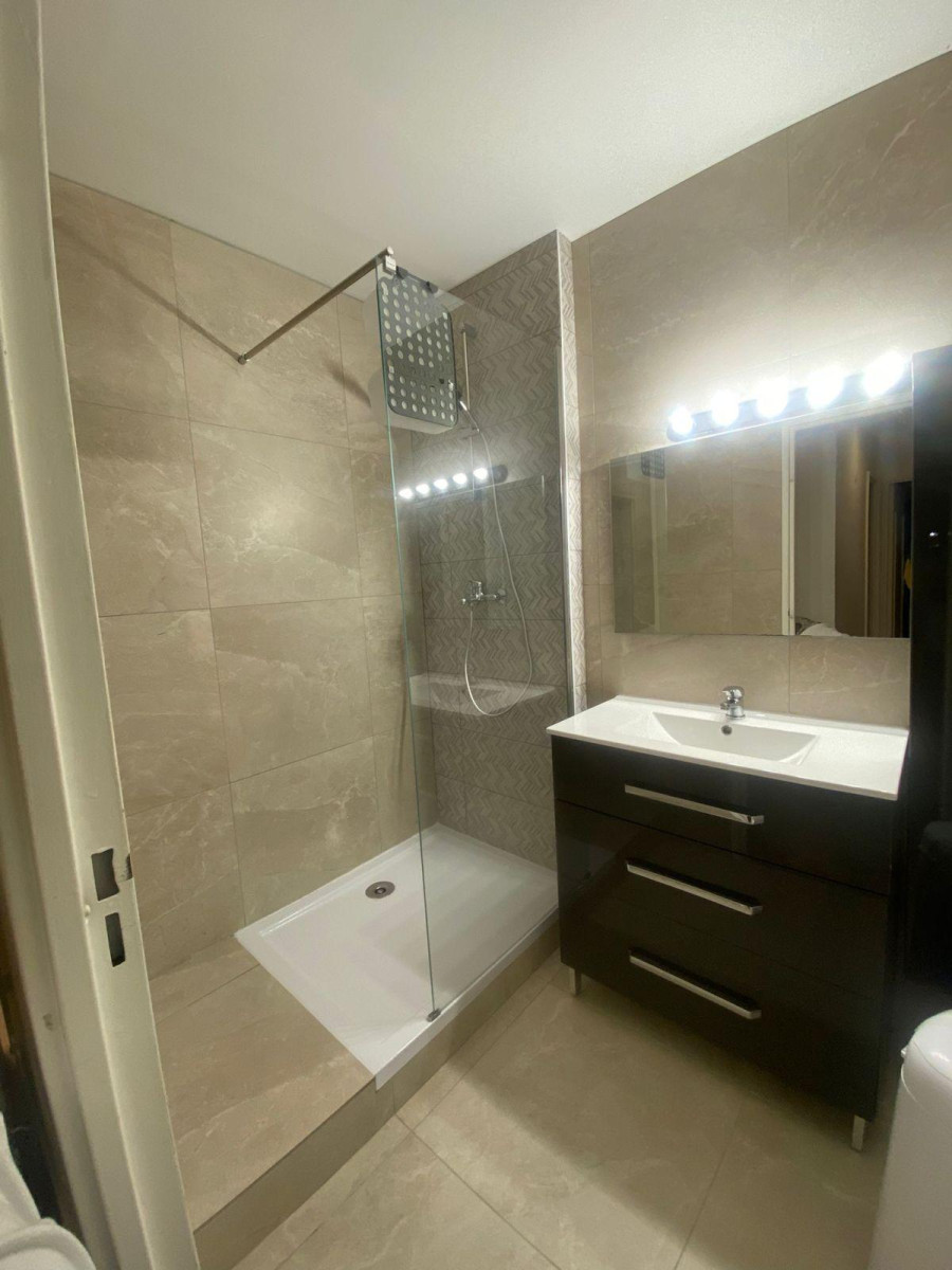 
                                                Colocation
                                                 Colocation meublée pour étudiants et jeunes actifs