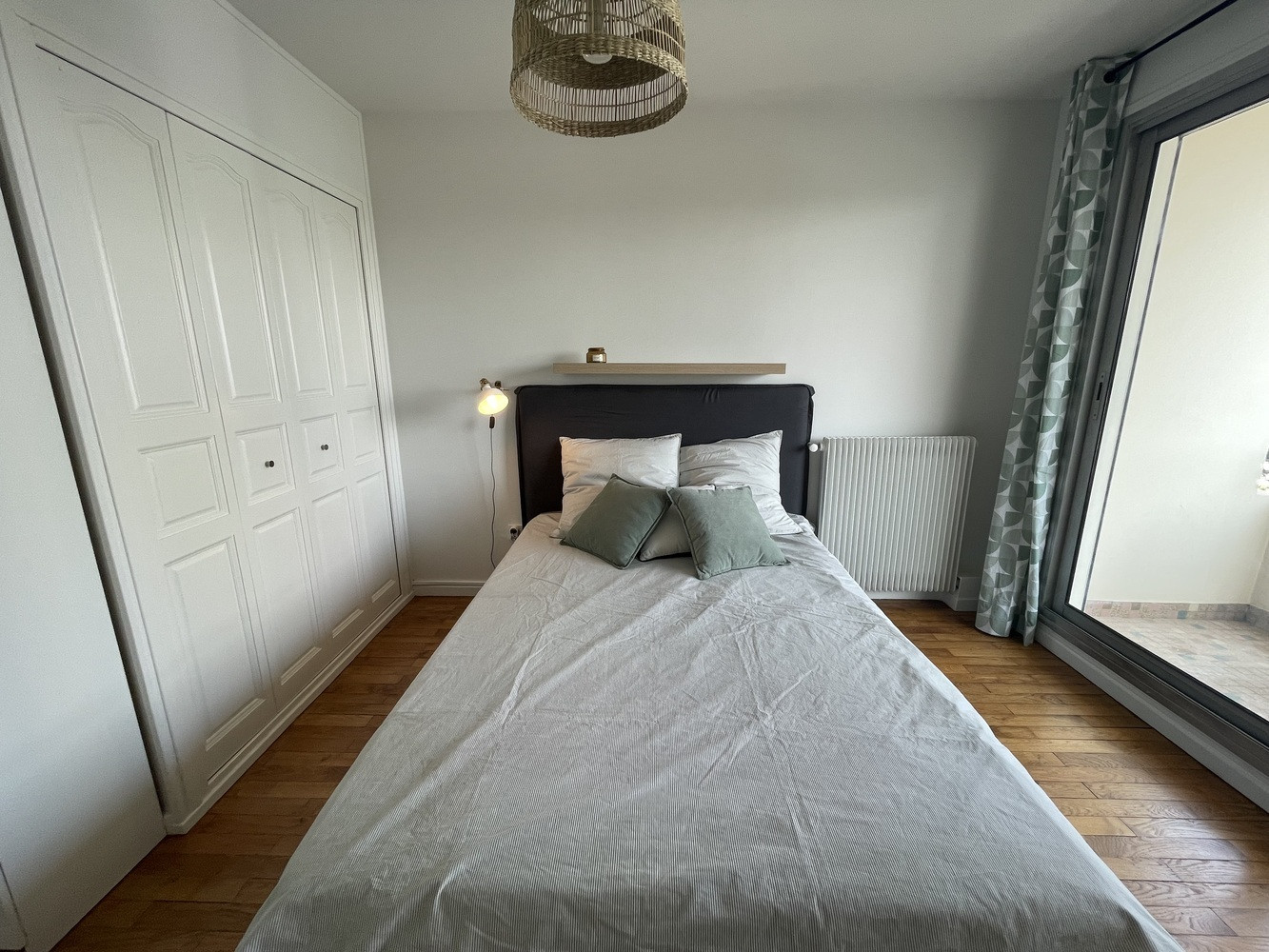 
                                                Colocation
                                                 Chambre en colocation appartement meublé
