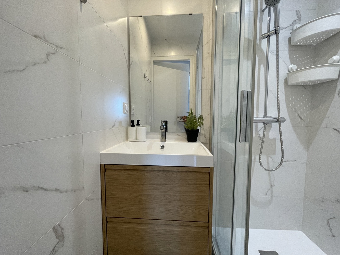 
                                                Colocation
                                                 Colocation neuve à Lyon 8ème