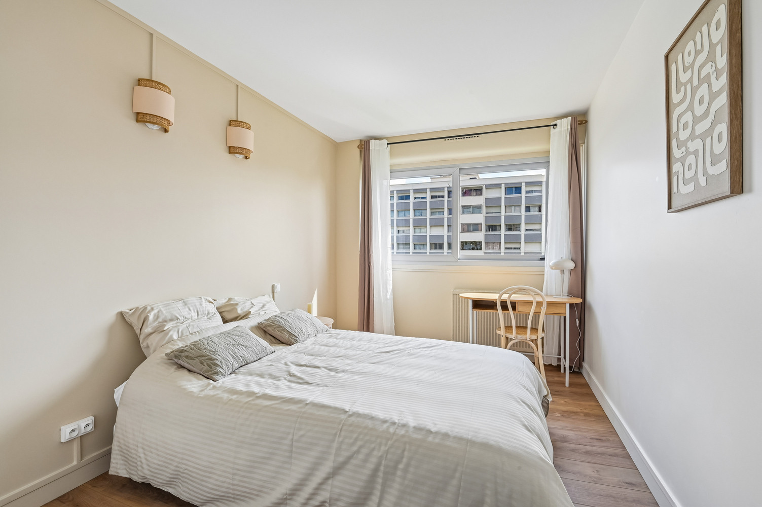 
                                                Colocation
                                                 COLOCATION NEUVE DE 4 CHAMBRES - COLOMBES