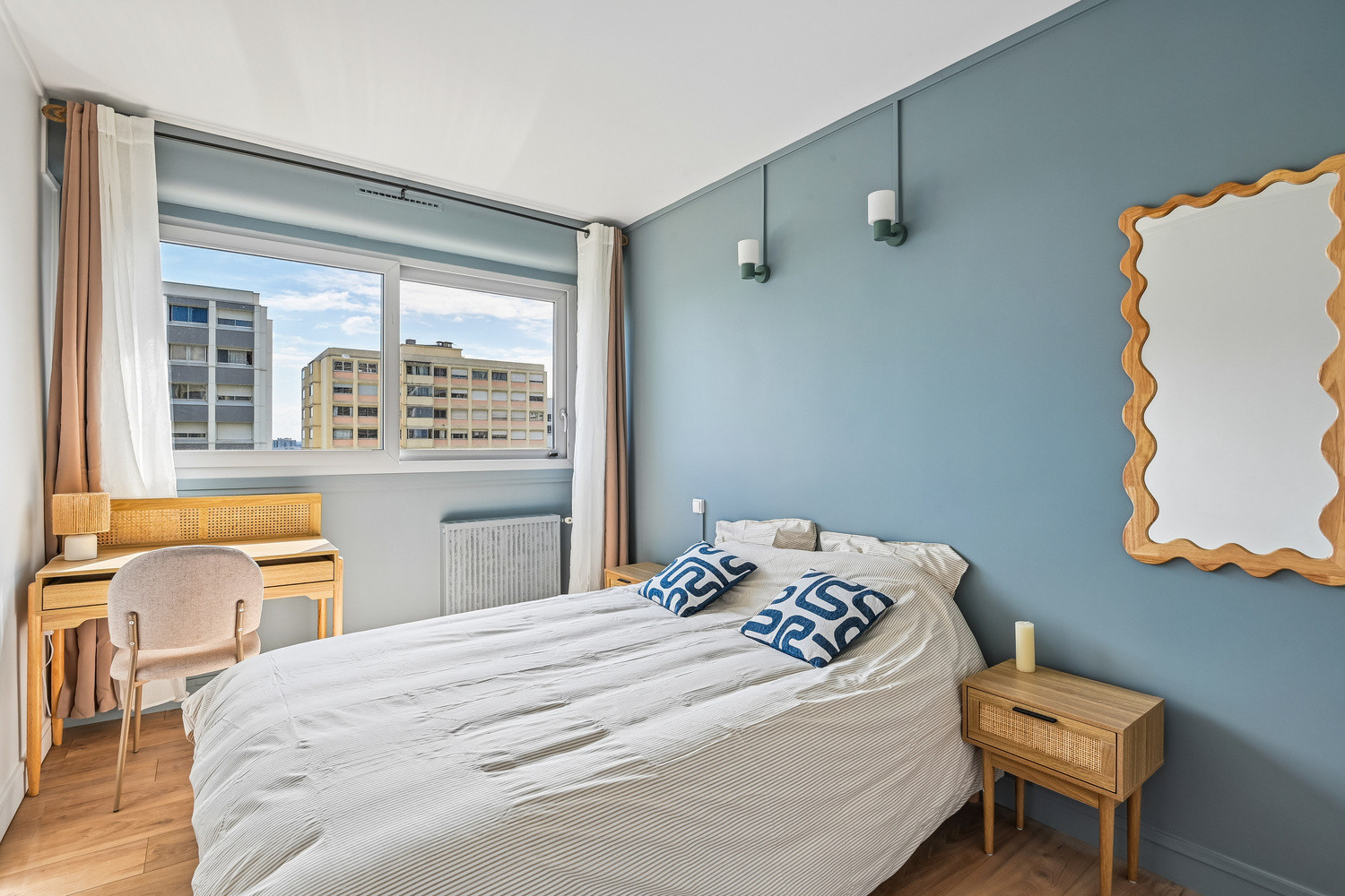 
                                                Colocation
                                                 COLOCATION NEUVE DE 4 CHAMBRES - COLOMBES