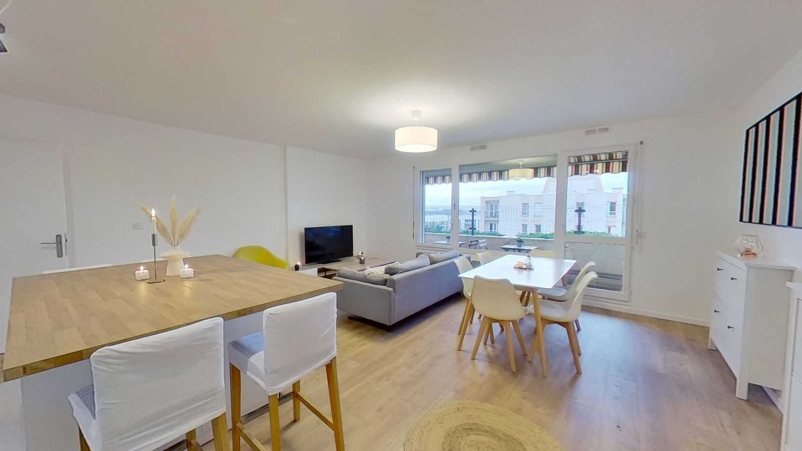 
                                                Colocation
                                                 Chambre en colocation appartement meublé