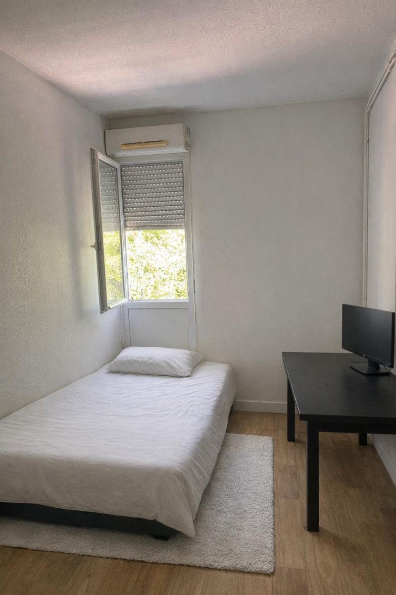 
                                                Location
                                                 Colocation pour deux de 62 m²–Orléans proche BRGM