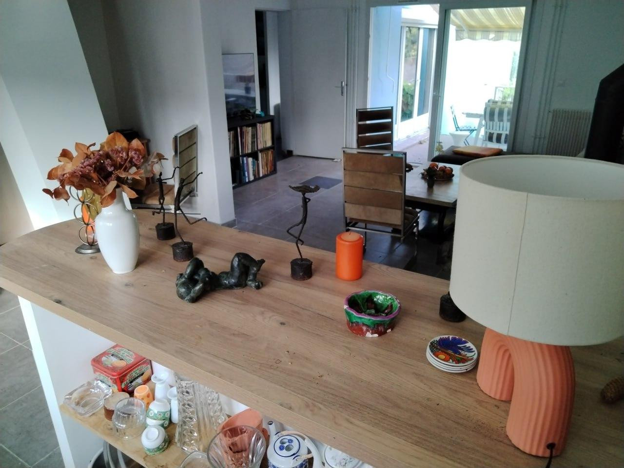 
                                                Colocation
                                                 Colocation pour deux étudiants dans grande maison