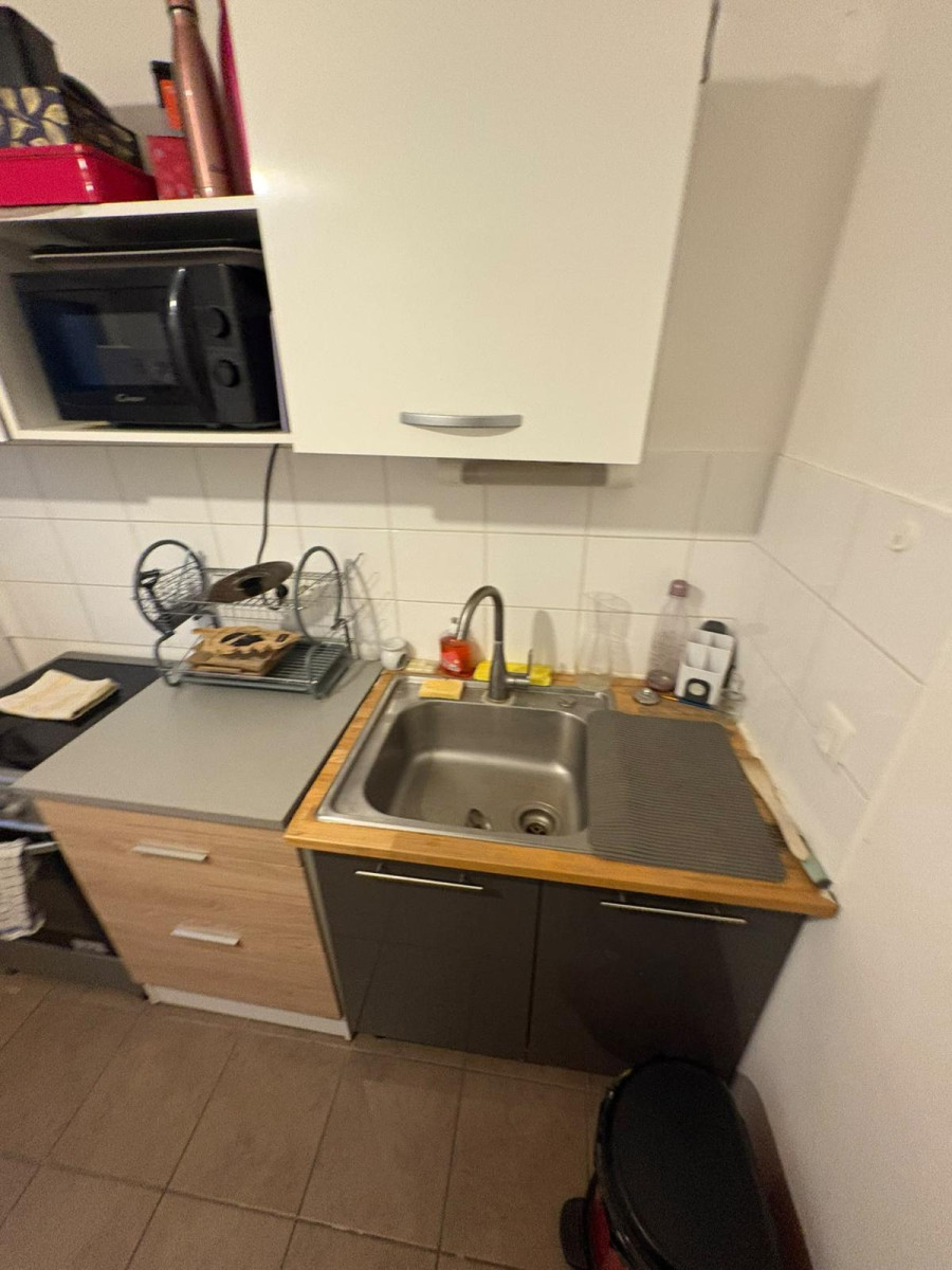 
                                                Location
                                                 Colocation pour étudiant , idéal travail au calme