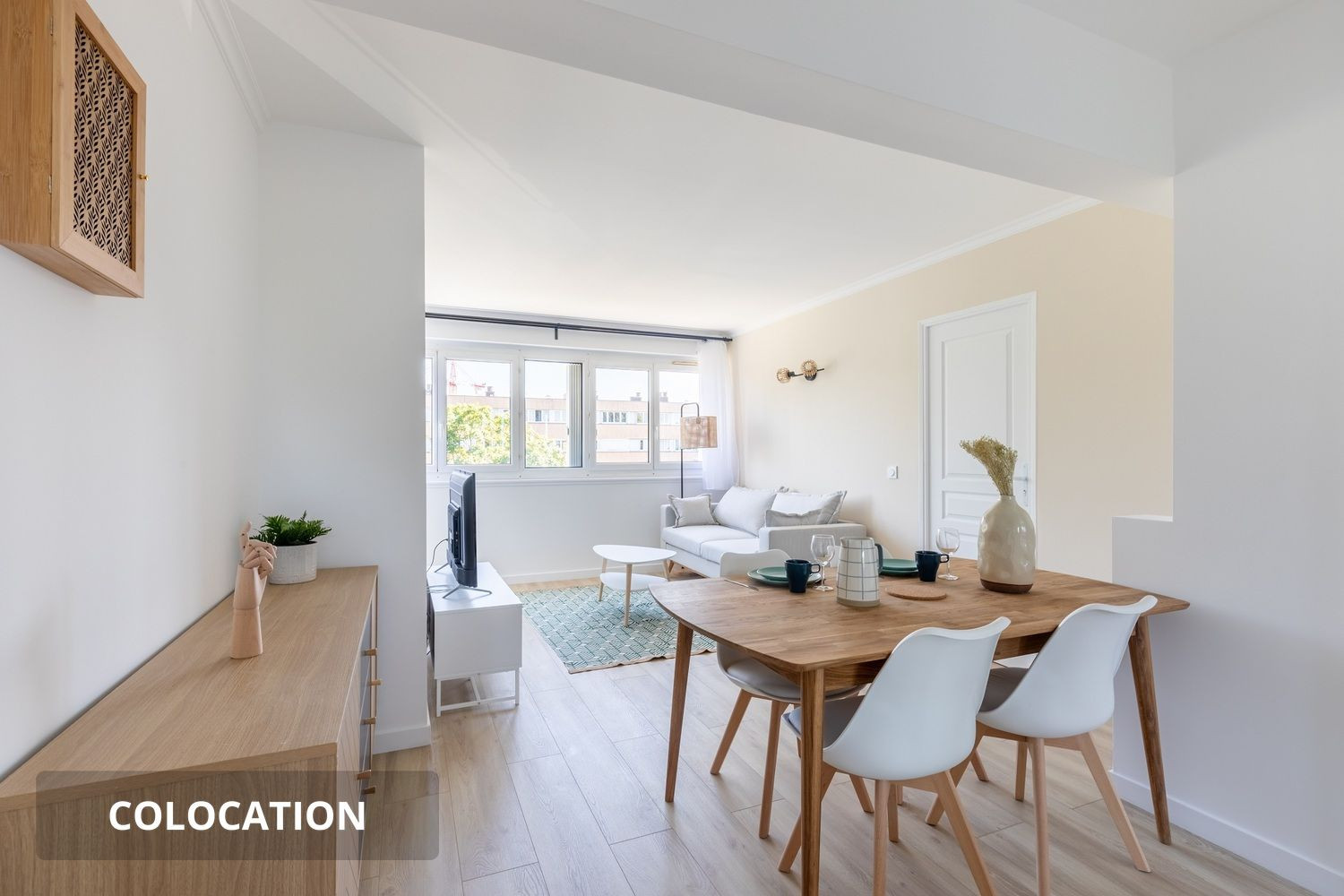 
                                                Colocation
                                                 Colocation pour femme très bien entretenue