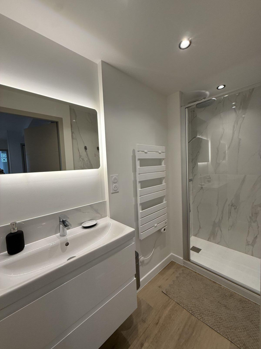 
                                                Colocation
                                                 Colocation Premium de 3 chambres à Toulouse