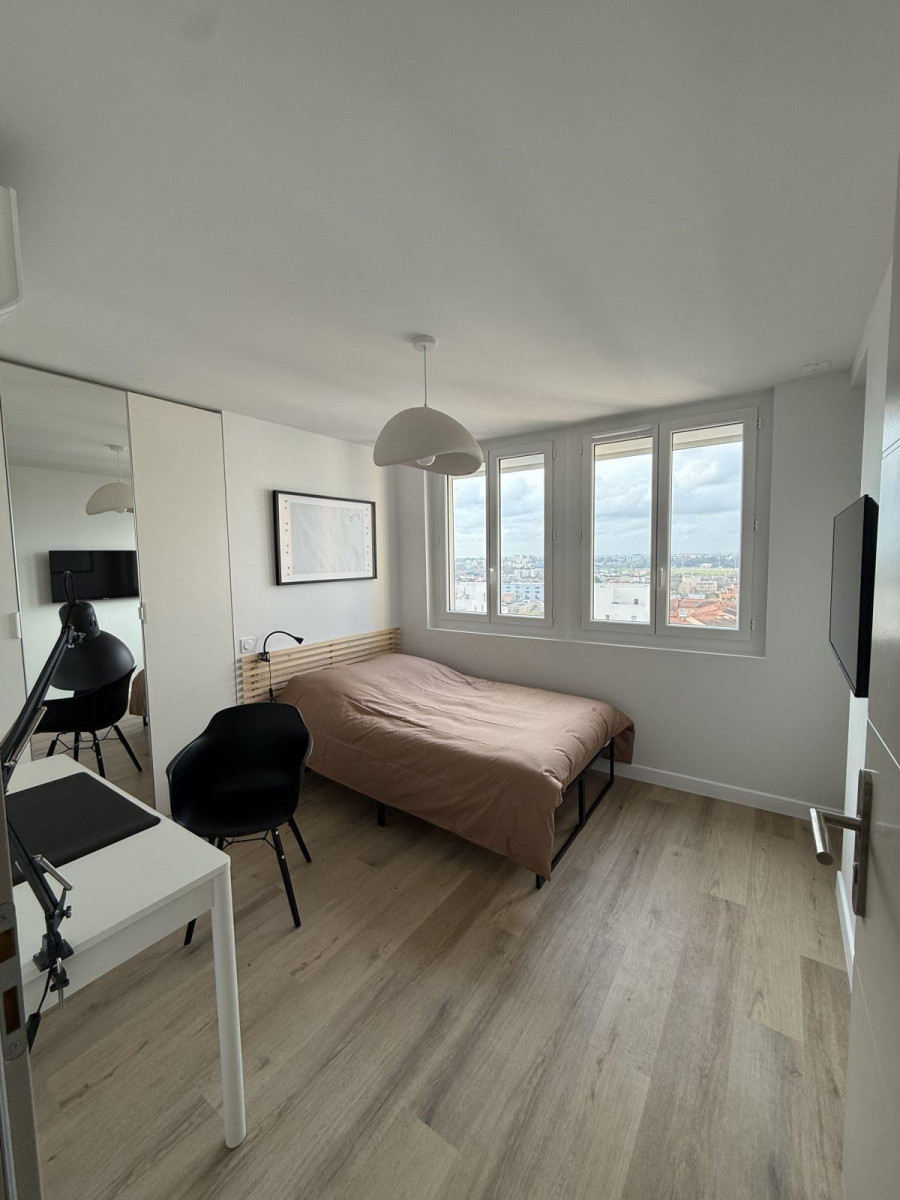 
                                                Colocation
                                                 Colocation Premium de 3 chambres à Toulouse